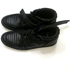 Fairly Used Eleven Paris Sneakers